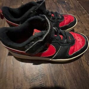 Boys 13.5 shoes nike